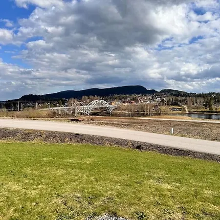 Semesterbostad Enebolig Naer Telemarkskanalen Med Nydelig Utsikt *