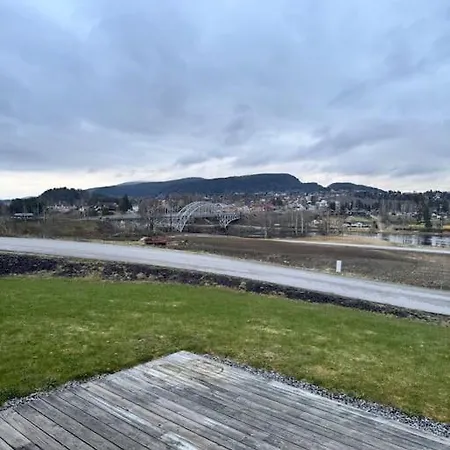 Semesterbostad Enebolig Naer Telemarkskanalen Med Nydelig Utsikt Norem